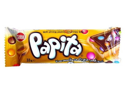 PAPITA 33g karamelová sušienka s cukríkmi